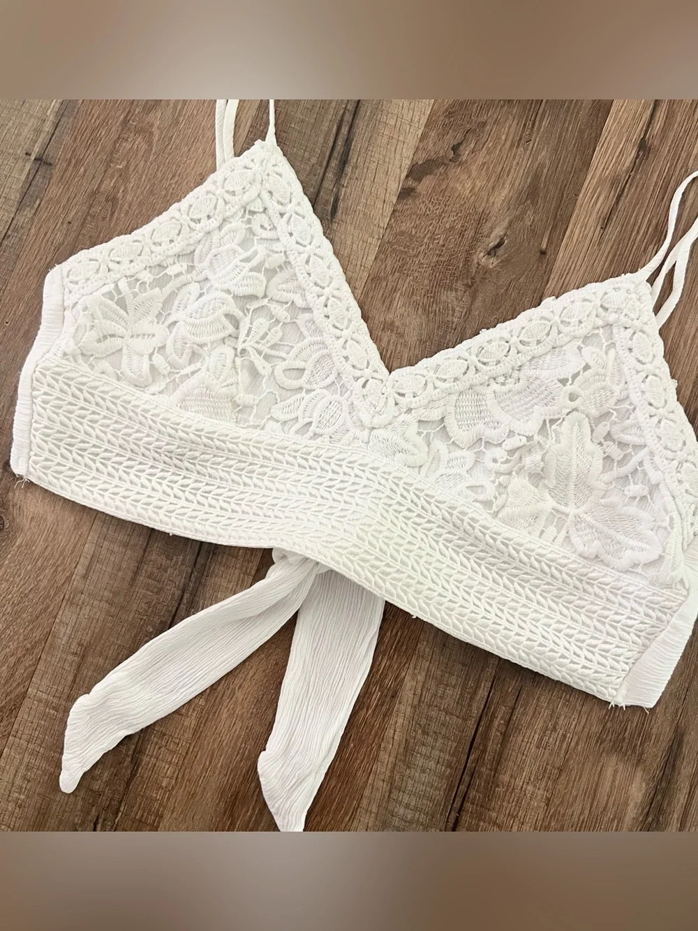 Aeropostale Lace Tie-Back Cropped Cami White